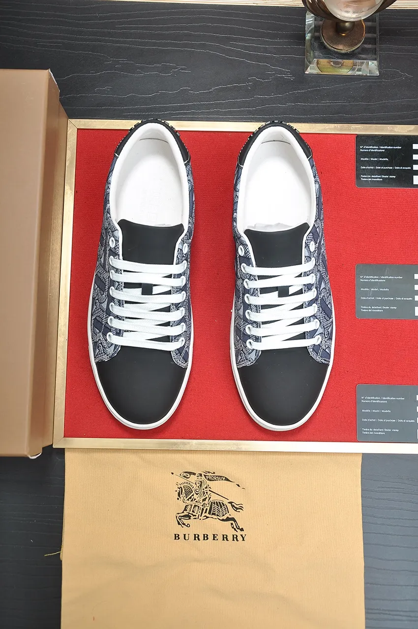 Men's shoes💰480💶[Burberry] (cowhide lining) classic low-top sneakers｜Imported cowhide with classic plaid fabric｜Cow leather lining｜Original outsole｜Fine workmanship and comfortable to wear Size: 38-44 (customized at 45)